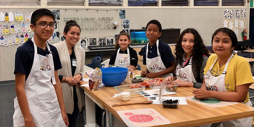 students preparing food