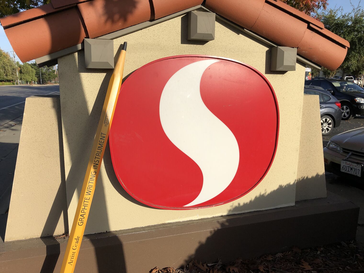 safeway logo sign